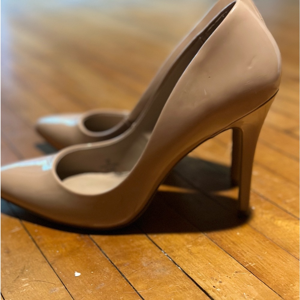 Nude pumps - Picture 2 of 3